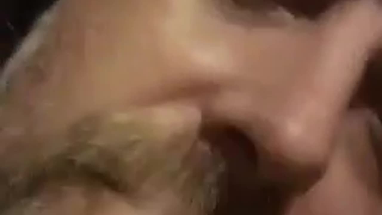 [Cyraxx Youtube 2021-11-2] huge shout from a fan