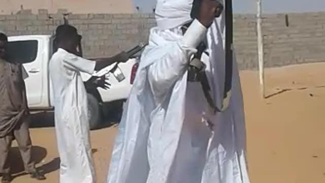 How do Mauritanians celebrate guests?