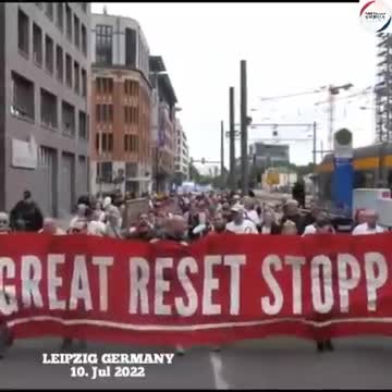 Citizens of Leipzig protest WEF Klaus Schwab and the "Great Reset" ... !!!