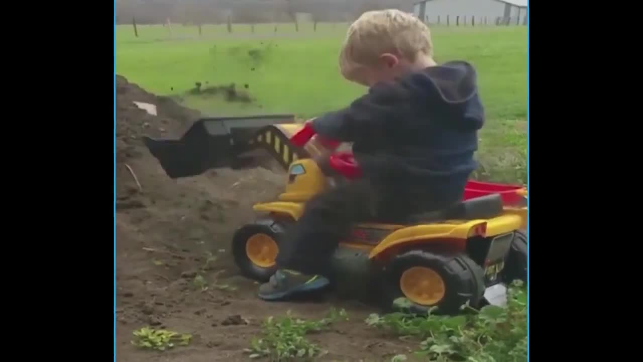 Funny clip videos for baby