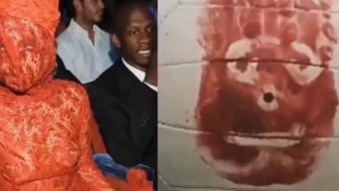 HOLLYWOOD wears it in your face