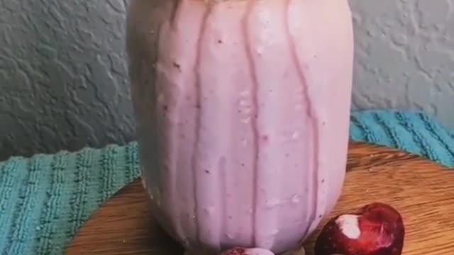 Keto Strawberry Cheesecake Shake With Recipe