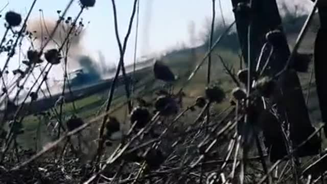 Ukrainian ATGM hit on (abandoned / parked?) tank