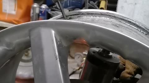 How to align a light-alloy car disc