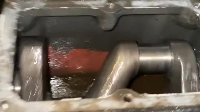 Wheeeeee! Crankshaft spinning bad bearing air compressor