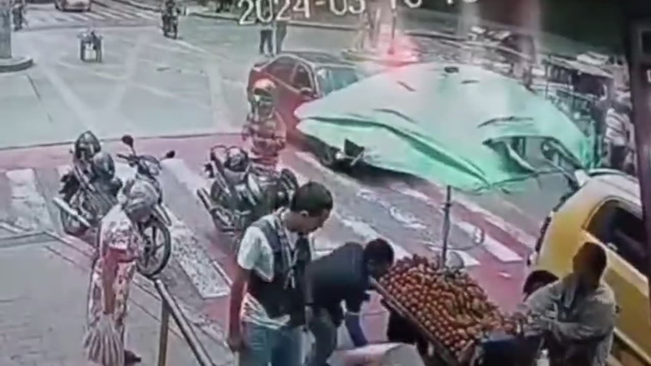 Video homicidio de vendedor ambulante en el centro