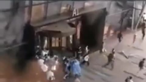 Shanghai Crowds Running To Escape Lockdown