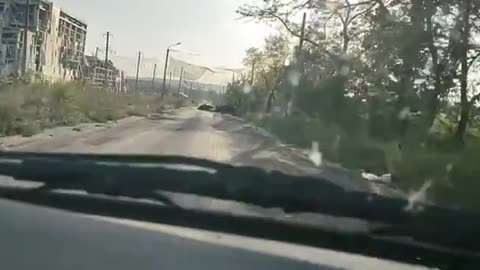 WOW - RUSSIANS INSTALL ANTI-DRONE NETS ON BAKHMUT ROADS TO CATCH FPVS FROM HITTING CARS