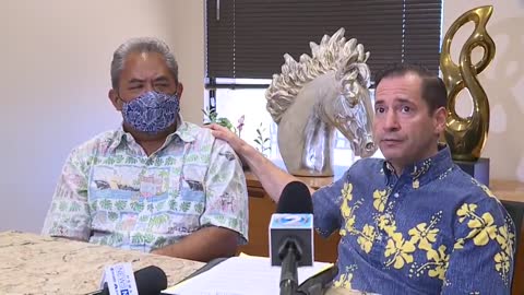 Hawaii union members hold news conference.