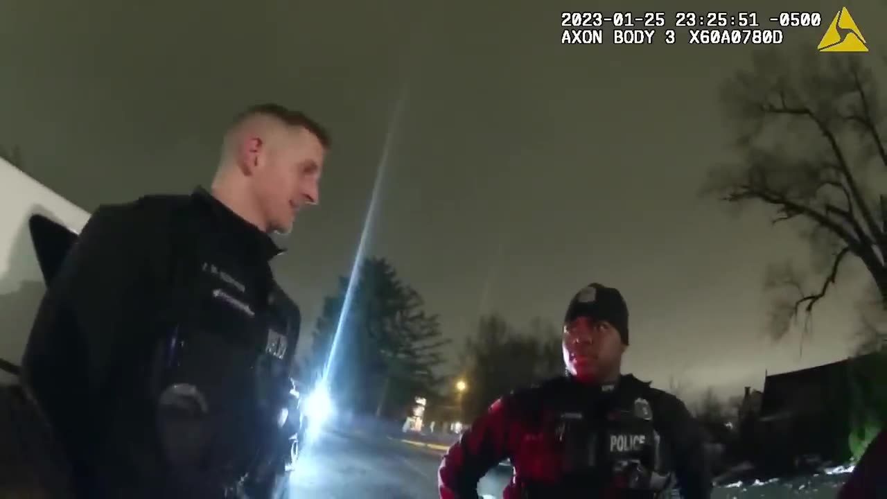 Here's What You Shouldn't Do When Police Show Up