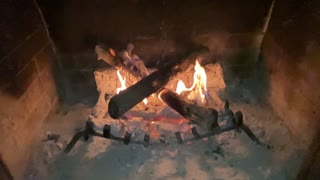 Fireplace slow motion