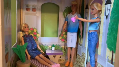 #14 Barbie: The new neighbor