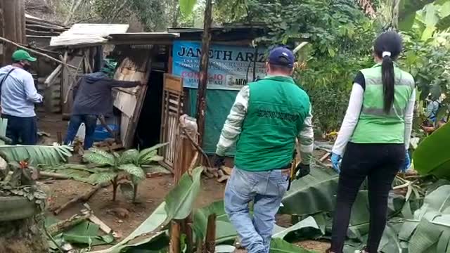 Destruidos cuatro cambuches en la comuna 17