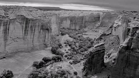 Suspense: The House in Cypress Canyon