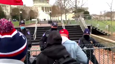 Ray Epps - The Moment The Police Barricades Were First Stormed