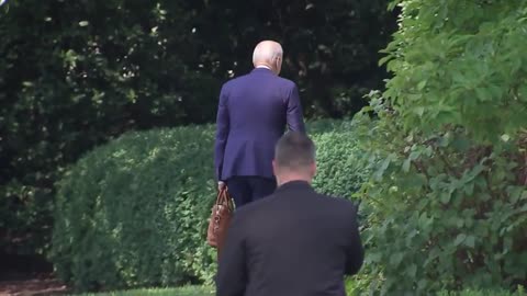 The CCP NWO Puppet in Chief Biden is a CLOWN! MAGA