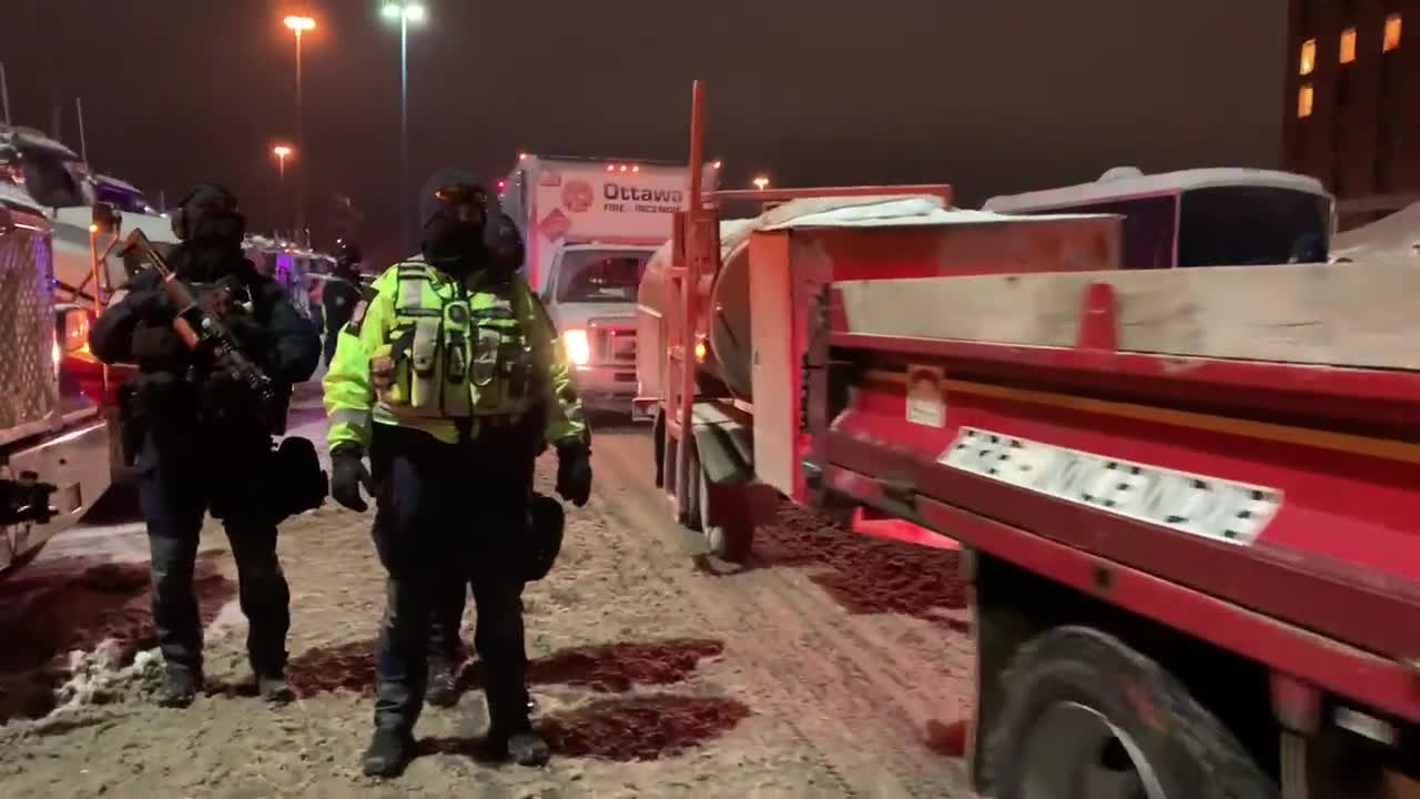 Ottawa police have removed all fuel and propane from Freedom Convoy truck parking lot