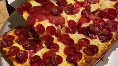 The SICILIAN PEPPERONI PIZZA from