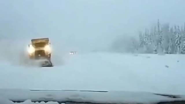 BEST OF DASHCAMS - Driving Fails 16