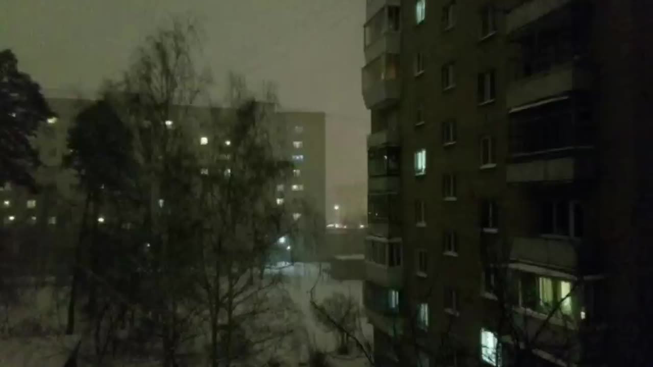 ты куришь на балконе в панельке плейлист