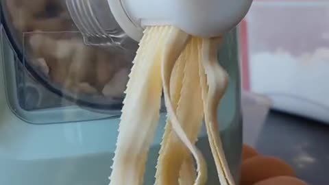 Making Pasta with the new Philips Pasta and noodle maker