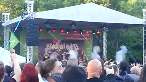 Pokolgép ¬ Ítélet helyett - Háború gyermeke