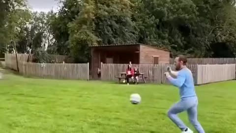 "Ever Seen Conor McGregor Playing Football 👌👌"