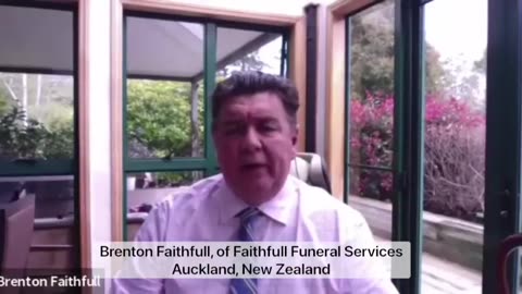 NZ Funeral Director: Many people died after vaccination.