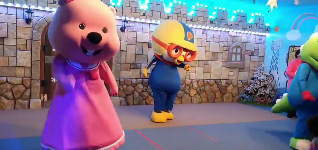 Pororo Park Puppet Show