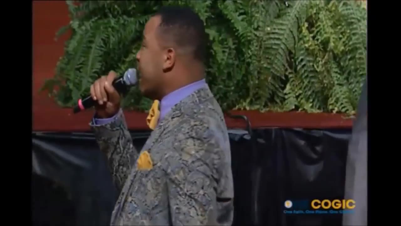 The church flushed out the "GAY" in him MUST WATCH!!🤣