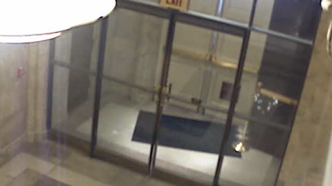 0179USCH01MemorialDoorInterior_2021-01-06_10h37min00s300ms.mp4