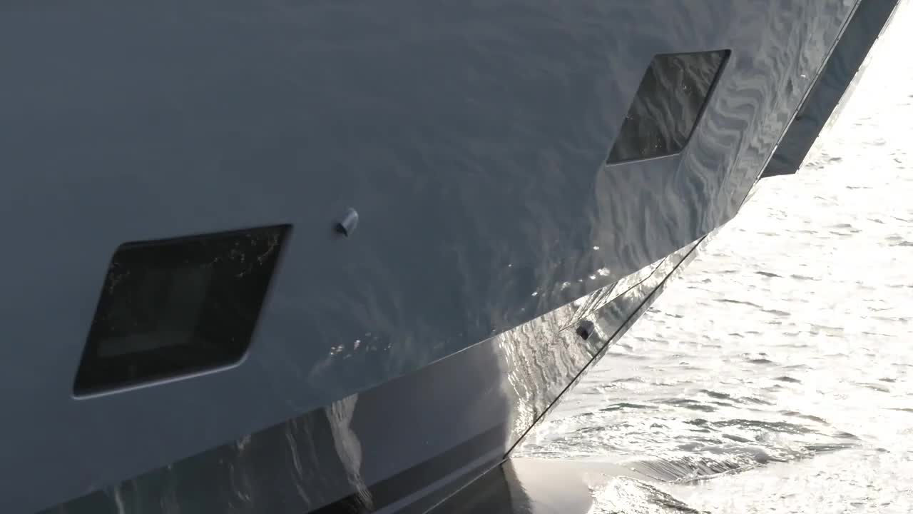 Azimut Grande Trideck