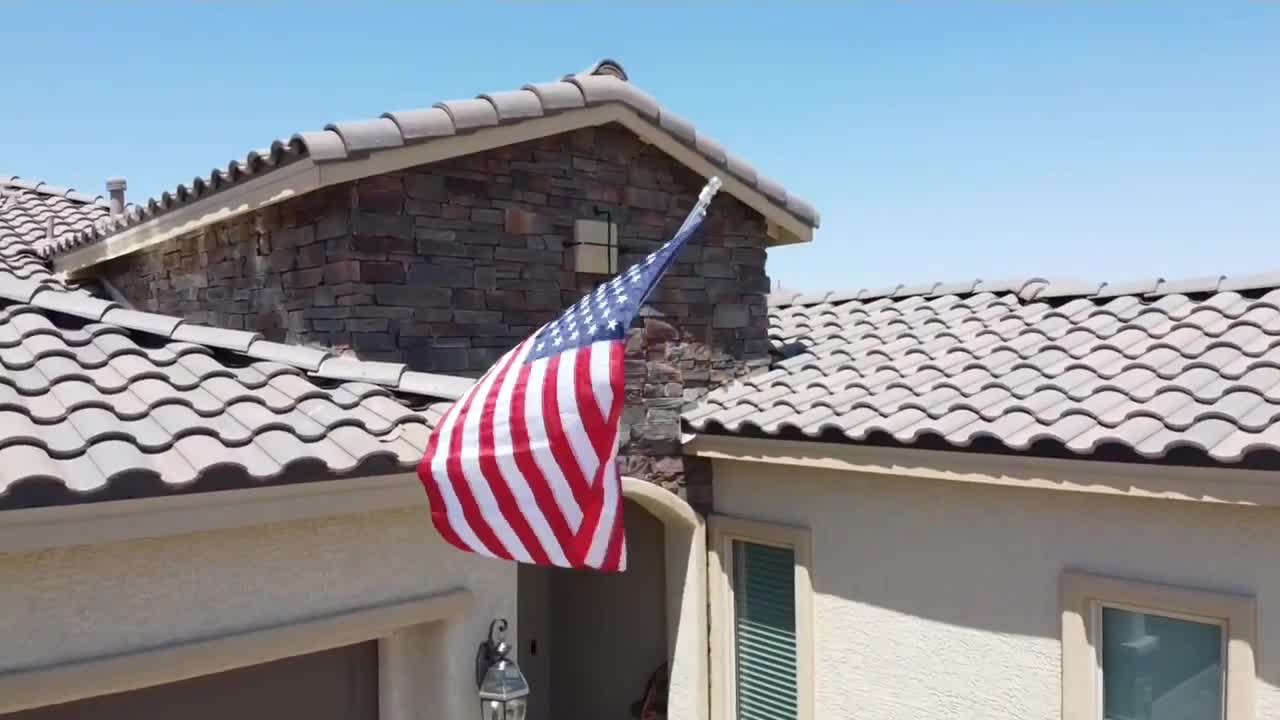 How to mount the flag on your house