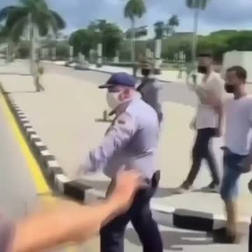 CUBA IS PROTESTING FOR NO MORE LOCKDOWNS