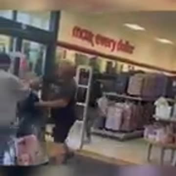 customer knocks aaledged theirf to the ground at TJ Maxx