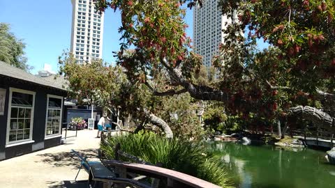 Bienvenido a Seaport Village en San Diego California