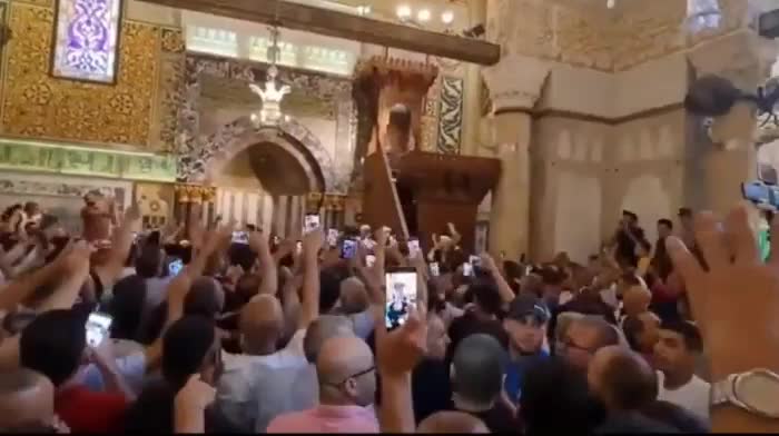 A very angry crowd in the "holy" Al-Aksa mosque