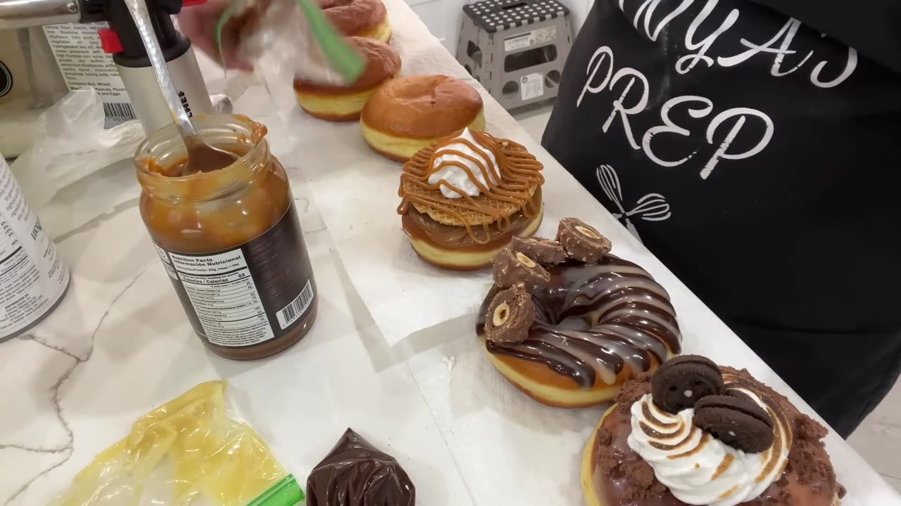 Take A Sneak Peek Into How We Celebrate Hanukkah In Our Orthodox Jewish Home Donut Sufganiyot Recipe