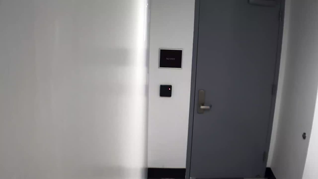 6144RHOBG2G201ABStairwayLobbyEntry_2021-01-06_20h40min03s177ms.mp4