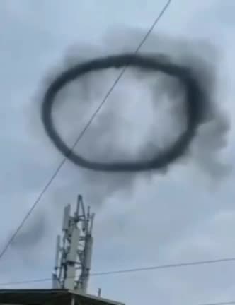 Strange circle formed above 5G tower