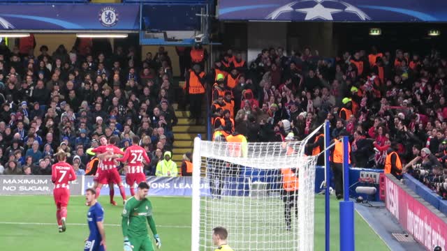 Saul's corner kick goal for Atletico Madrid against Chelsea - 1-1