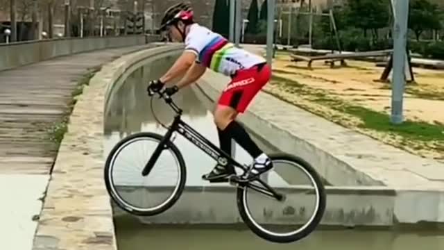 Cycle standing for new years