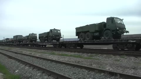 Ukraine: Russian military equipment departing Crimea