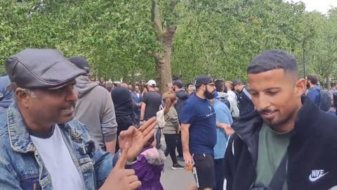 Speakers Corner- Uncle Sam interrupted By Khan and Hamza Twin, Trying to Stop a