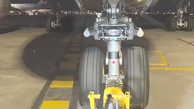 Operation mode of tires when aircraft takes off.