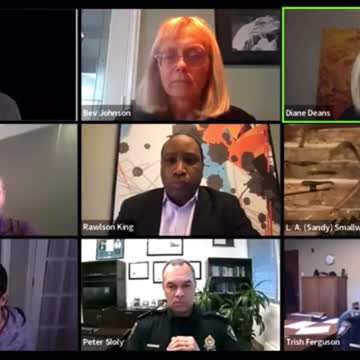 Ottawa city councillor Diane Deans calls the peaceful Freedom Convoy a “nationwide insurrection” and a “threat to our democracy.”