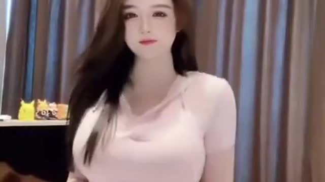 HOT_GIRL_IN_TIKTOK_JAPAN