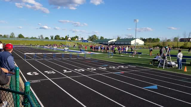 5.12.21 200m Hurdles Heat 3 @ Walton Verona