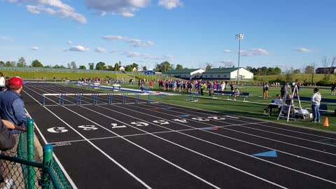 5.12.21 200m Hurdles Heat 3 @ Walton Verona