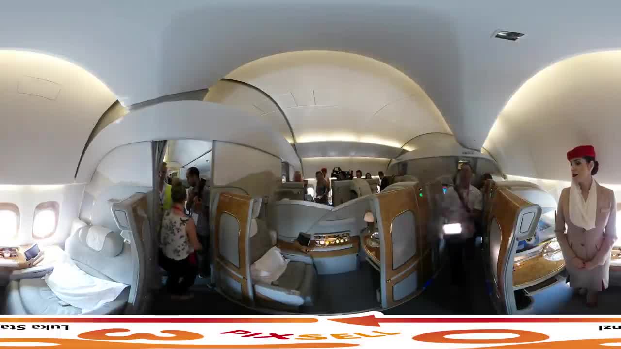 360 VIDEO: Inside the Emirates Boeing 777-300 Amazing Luxury Jet Airliner PIXSELL 1